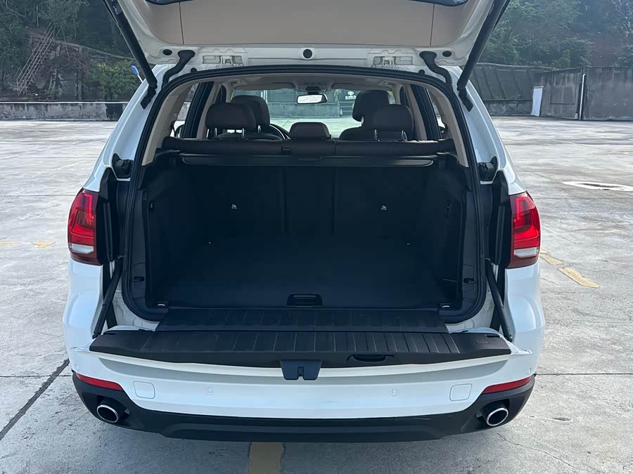 BMW X5 (Imported) 2015 #12 BMW X5 (Imported) 2015 car image #12