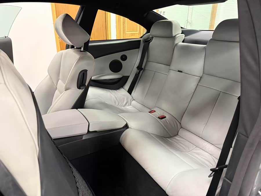 BMW M6 2006 car image #12