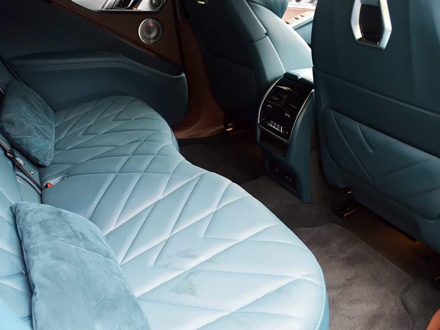 BMW XM 2024 imagem de carro #12