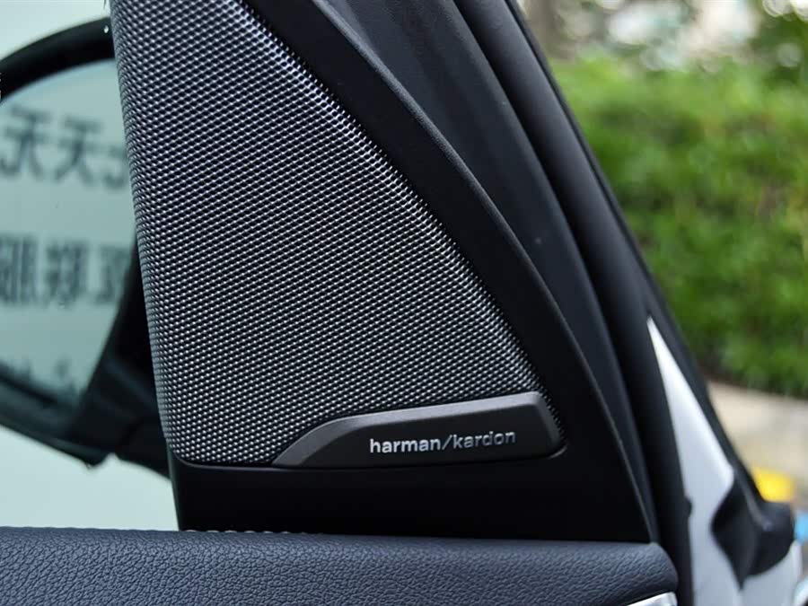 BMW iX3 2022 car image #12