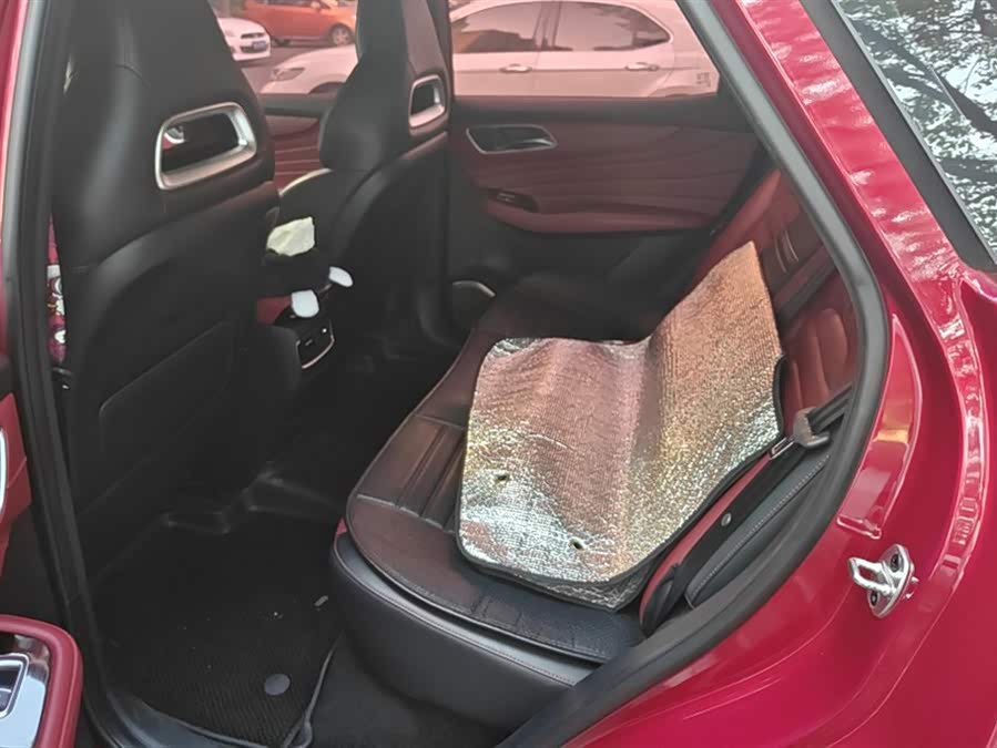 MG HS 2020 car image #12