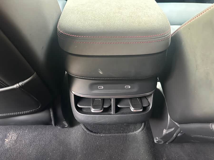 极氪 极氪007GT 2025 汽车图片 #12