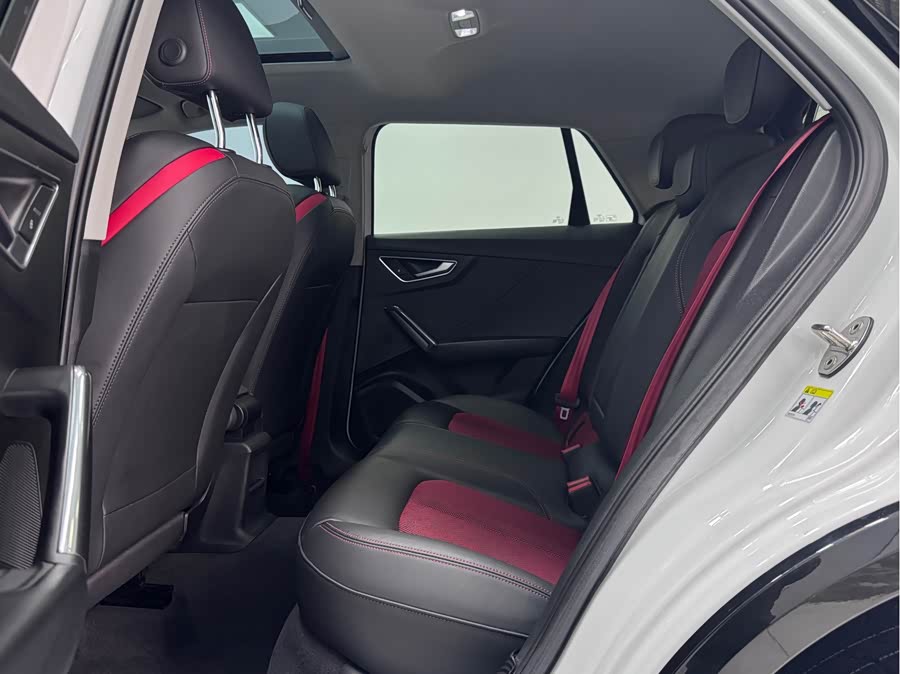 Audi Q2L 2021 #12 Audi Q2L 2021 car image #12