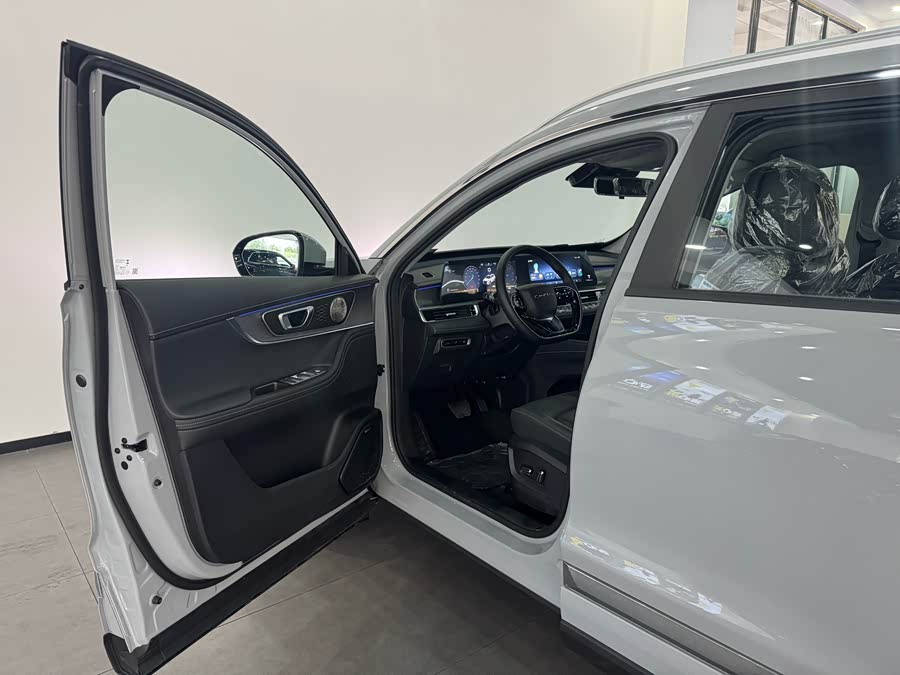 Chery Tiggo 8 PRO New Energy 2025 #12 Chery Tiggo 8 PRO New Energy 2025 car image #12