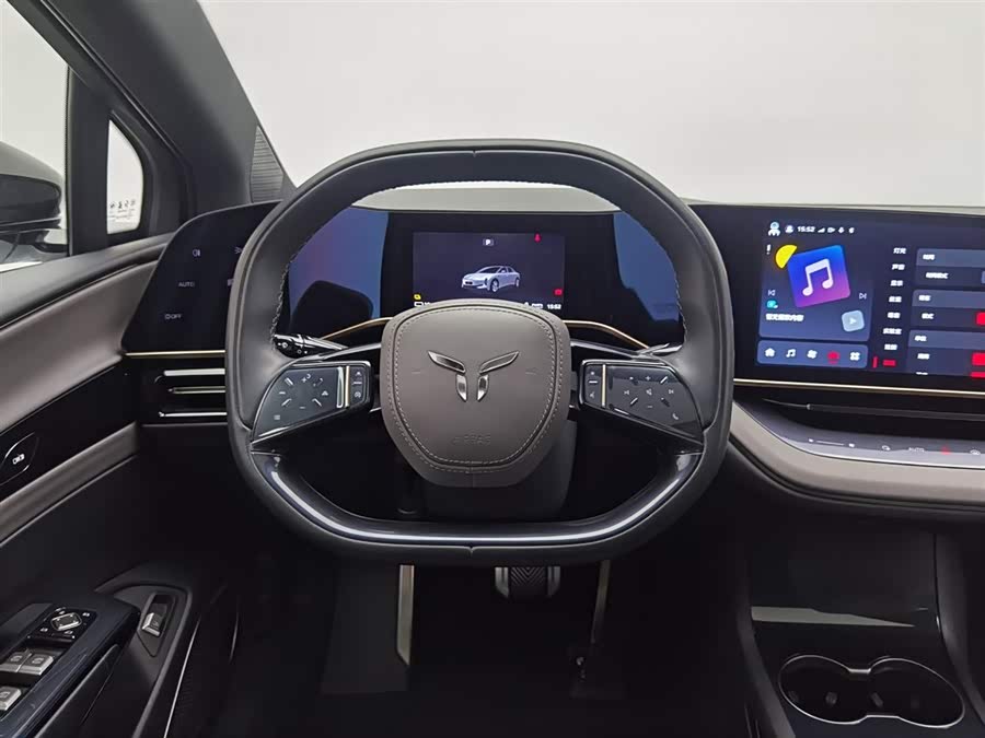 HongQi EH7 2024 #12 HongQi EH7 2024 car image #12