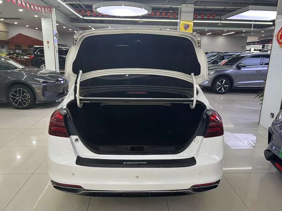 GEELY Emgrand New Energy 2018 #12 GEELY Emgrand New Energy 2018 car image #12