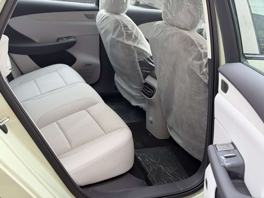 HongQi TianGong 05 2025 car image #12