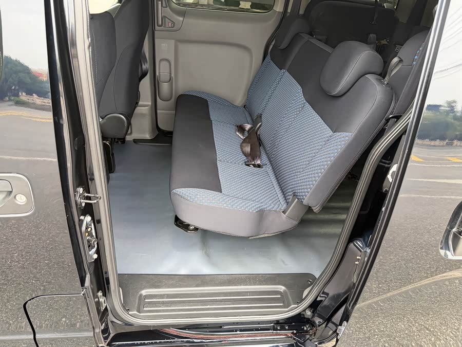 日产 日产NV200 2013 汽车图片 #12