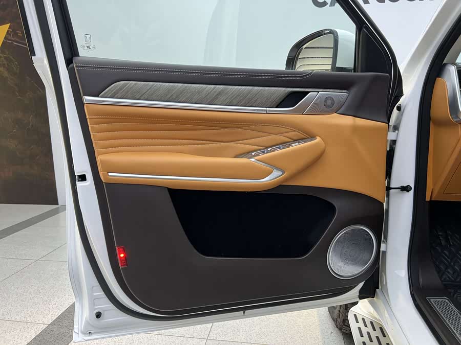 Tank 500 New Energy 2024 #12 Tank 500 New Energy 2024 car image #12