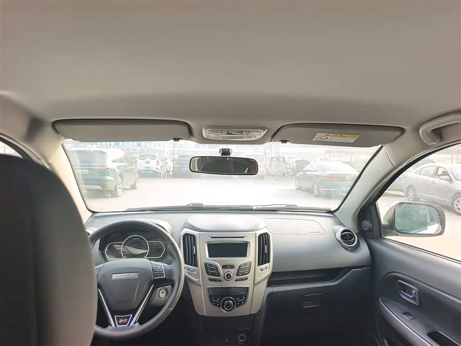 Haval H1 2015 imagem de carro #12