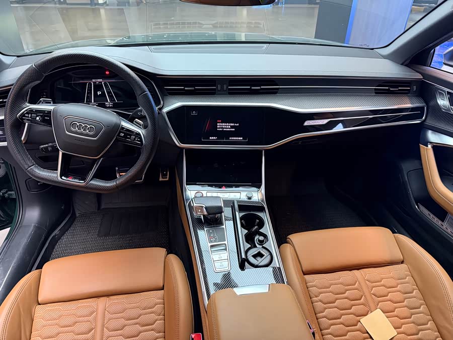 Audi RS 6 2021 immagine di auto #12