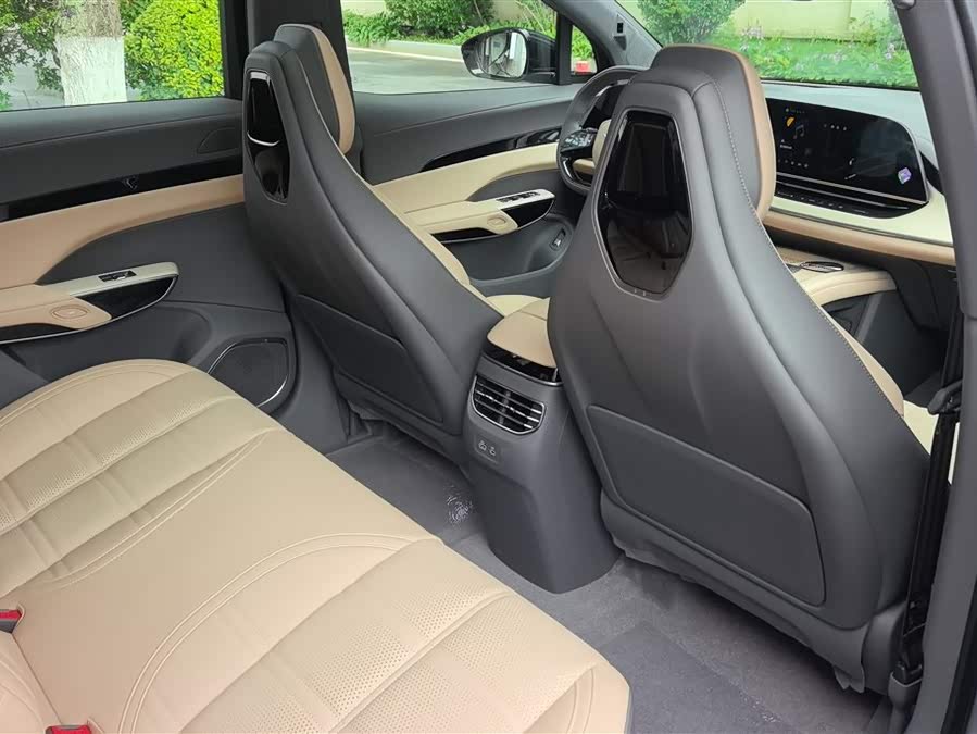 HongQi TianGong 08 2025 car image #12