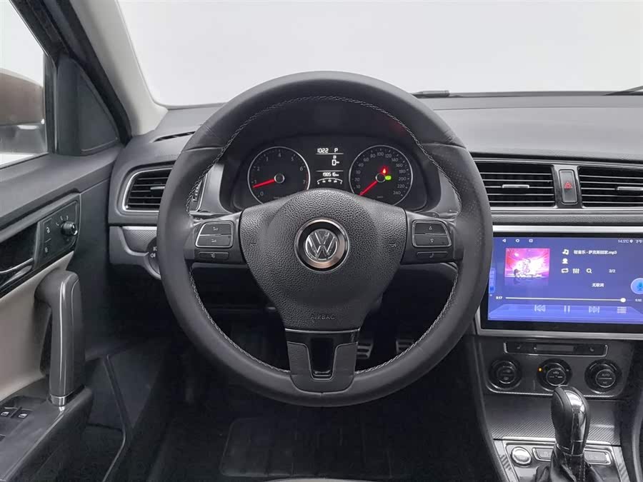 Volkswagen Cross Lavida 2014 immagine di auto #12