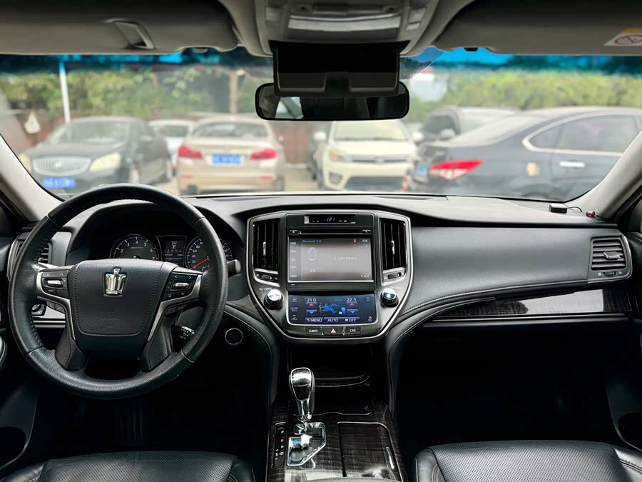 丰田 皇冠 2017 汽车图片 #12