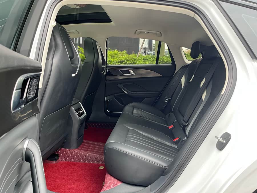 HongQi H6 2024 car image #12