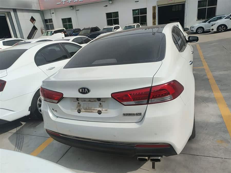 起亚 起亚K4 2015 汽车图片 #12