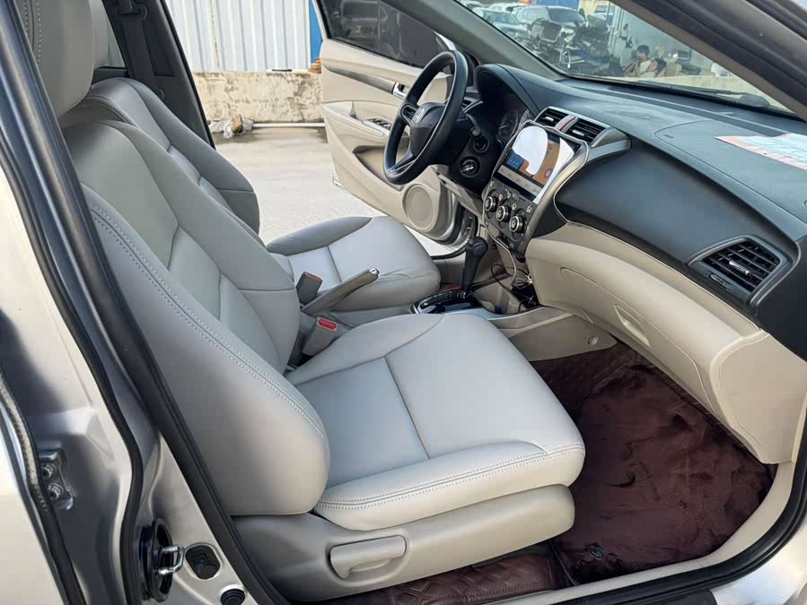 Honda City Classic 2013 car image #12