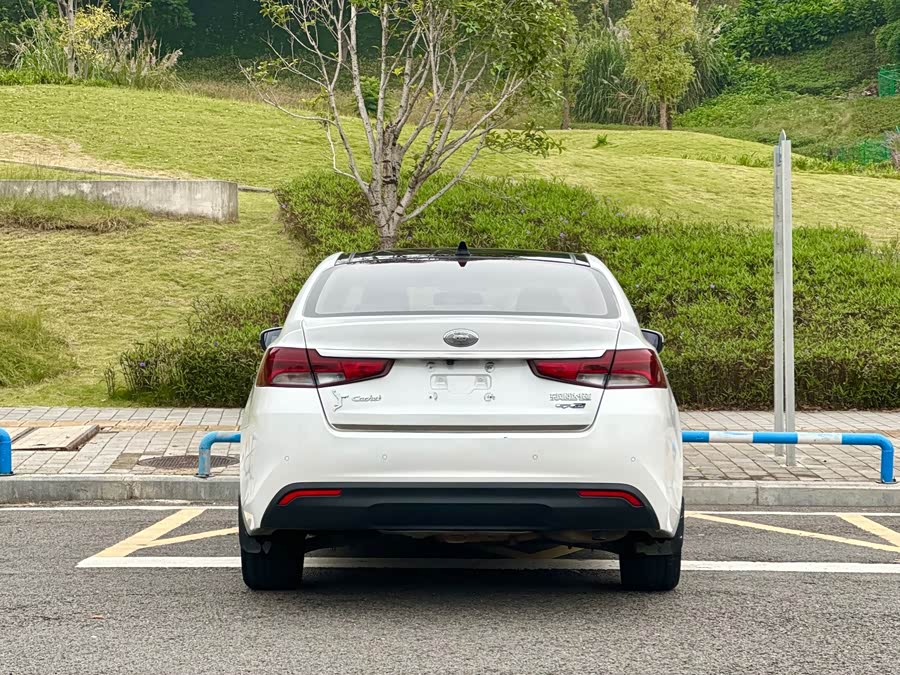 Kia K5 2018 imagem de carro #12