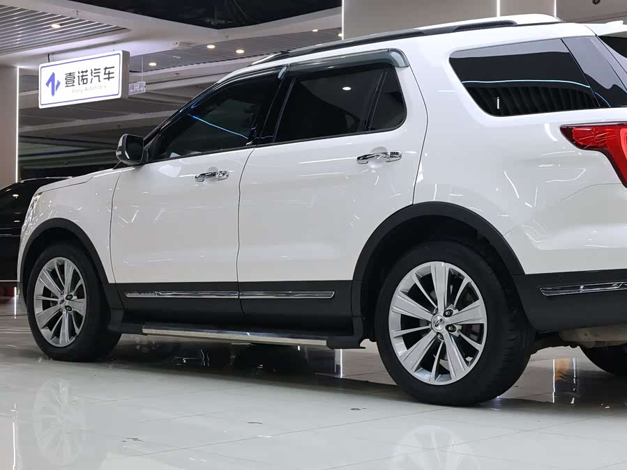 Ford Explorer (Imported) 2018 #12 Ford Explorer (Imported) 2018 car image #12