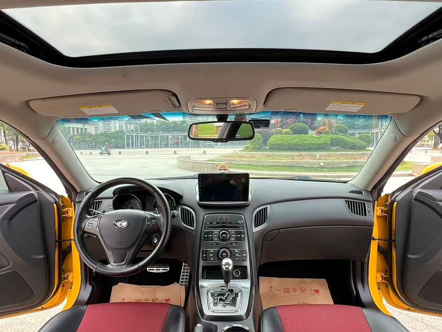 Hyundai Rohens-Coupe 2012 car image #12