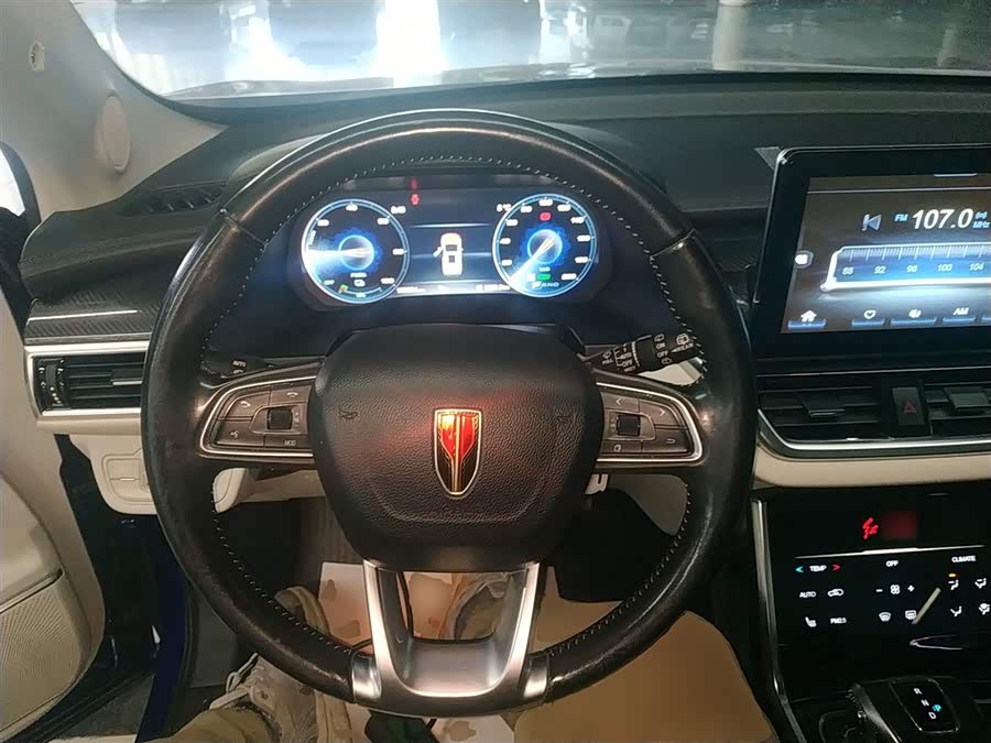 HongQi E-HS3 2019 #12 HongQi E-HS3 2019 car image #12