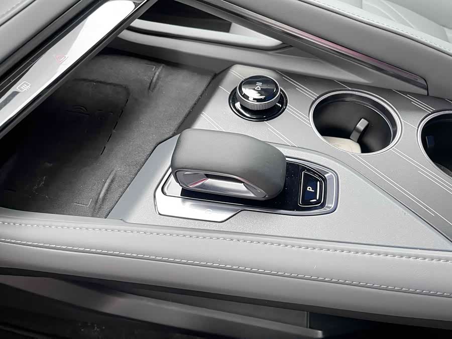 极氪 极氪001 2024 汽车图片 #12