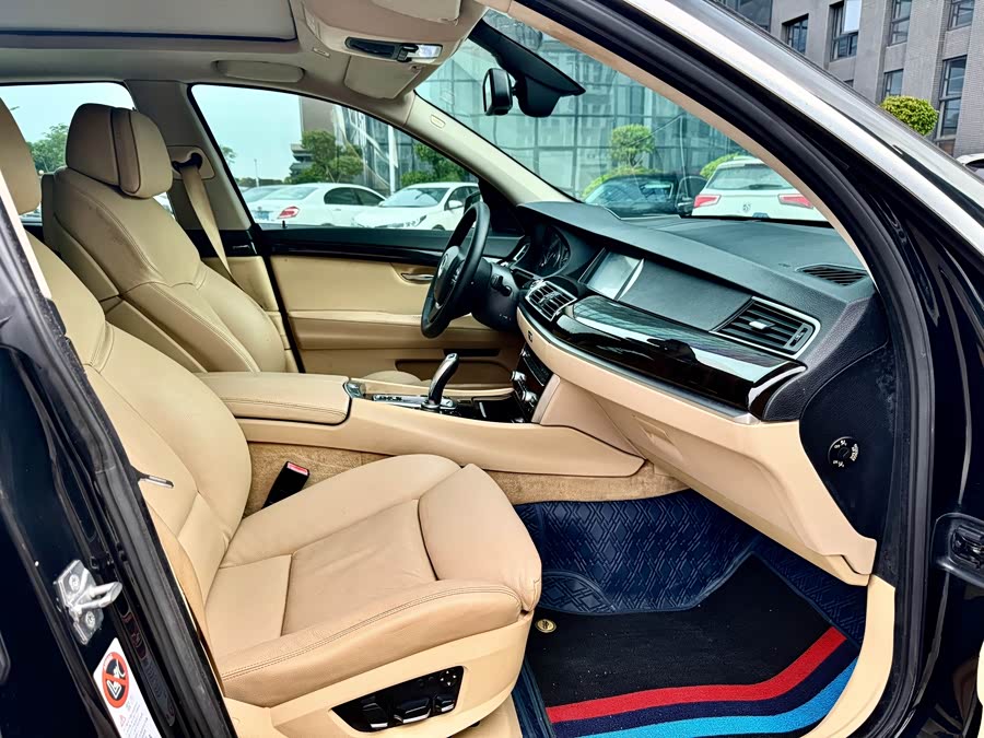 BMW 5 Series GT 2010 #12 BMW 5 Series GT 2010 immagine di auto #12