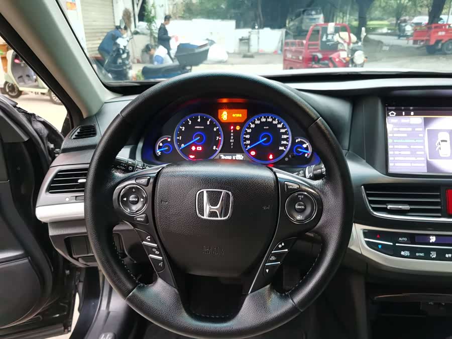 Honda CROSSTOUR 2015 #12 Honda CROSSTOUR 2015 изображение автомобиля #12