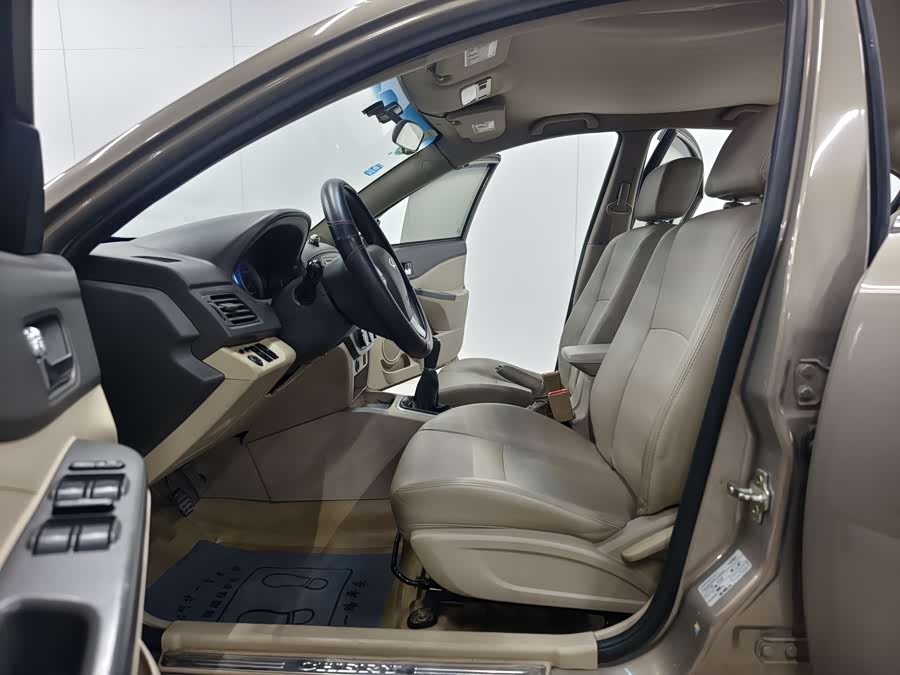 Chery E5 2013 immagine di auto #12