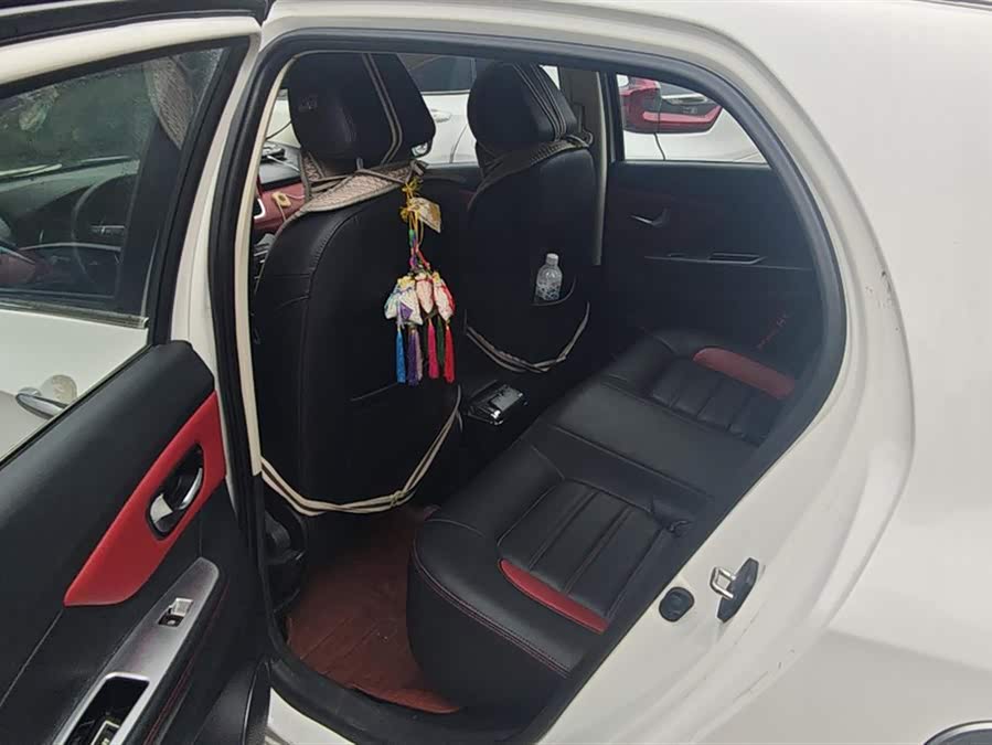 Haval H1 2015 immagine di auto #12