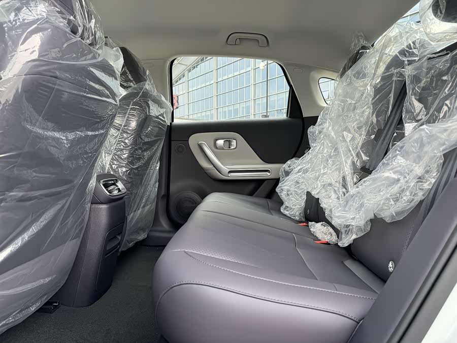 零跑汽车 零跑B01 汽车图片 #12