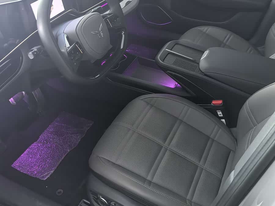 HongQi EH7 2024 car image #12