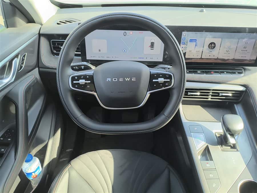 Roewe D5X DMH 2024 imagem de carro #12