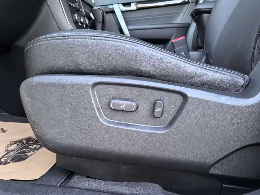 Chevrolet Captiva 2016 #12 Chevrolet Captiva 2016 car image #12