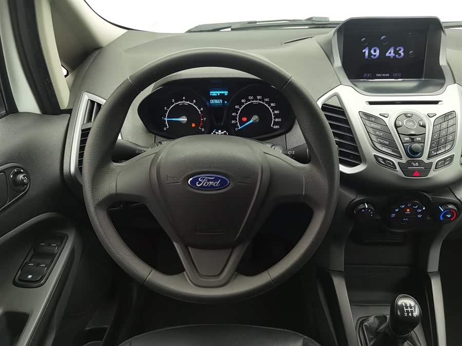Ford EcoSport 2016 car image #12