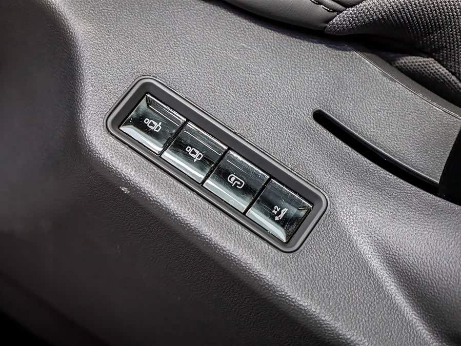 Denza N9 2025 imagen de coche #12