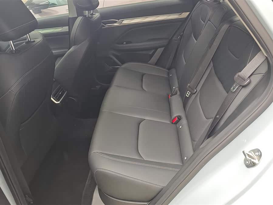 GEELY Emgrand L HiP 2024 #12 GEELY Emgrand L HiP 2024 car image #12