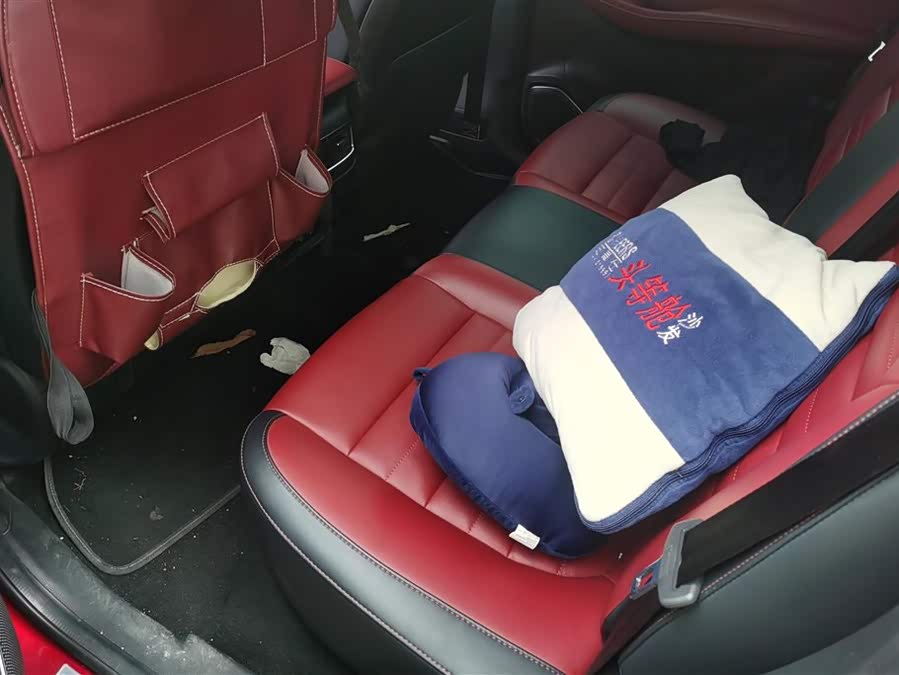 MG HS 2019 car image #12