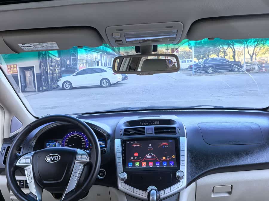 BYD S6 2012 car image #12