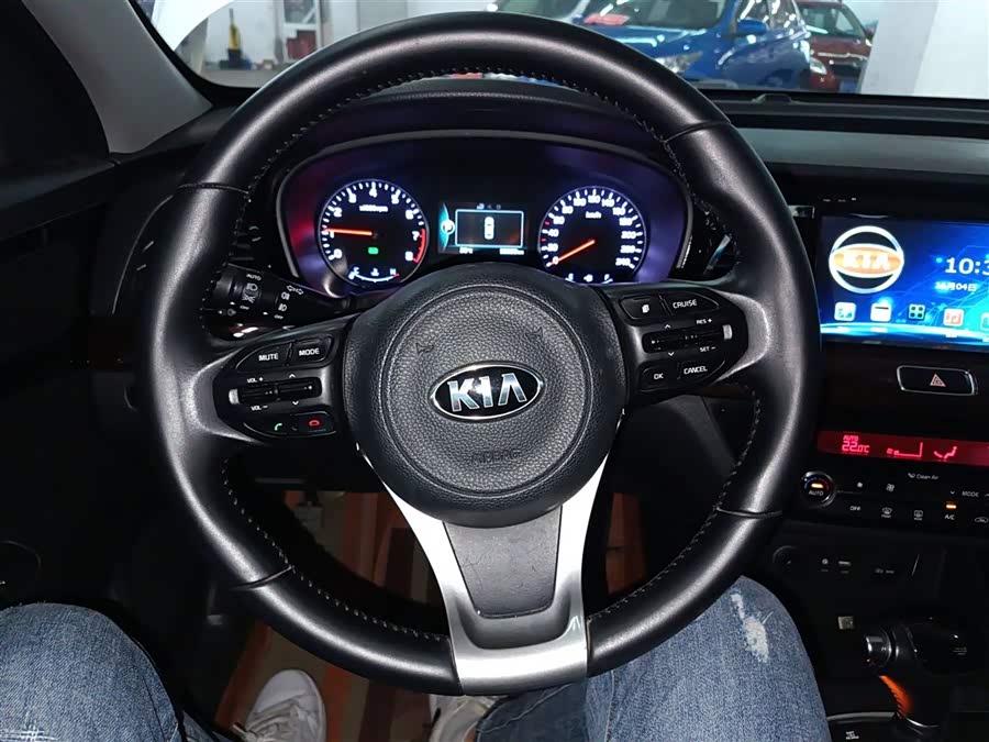 起亚 起亚K4 2015 汽车图片 #12