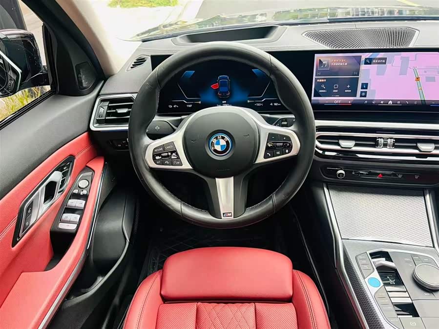 BMW i3 2024 car image #12
