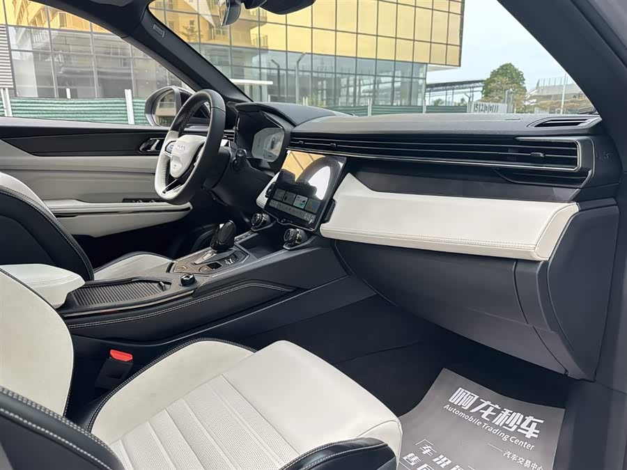 Lynk & Co 01 2022 image de voiture #12