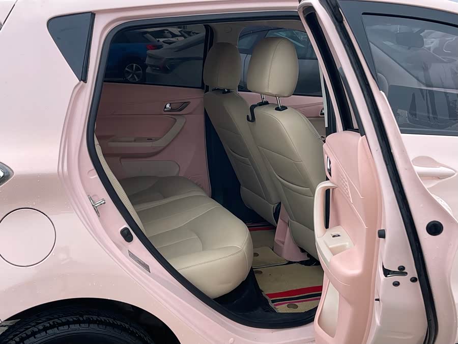 Changan BenBen E-Star 2022 car image #12