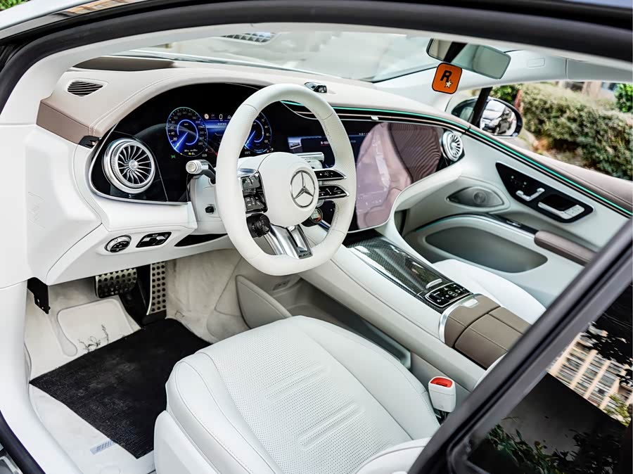 Mercedes-Benz EQS AMG 2024 car image #12