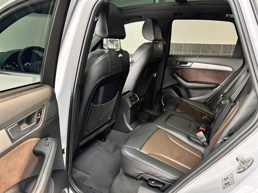 Audi SQ5 2017 image de voiture #12