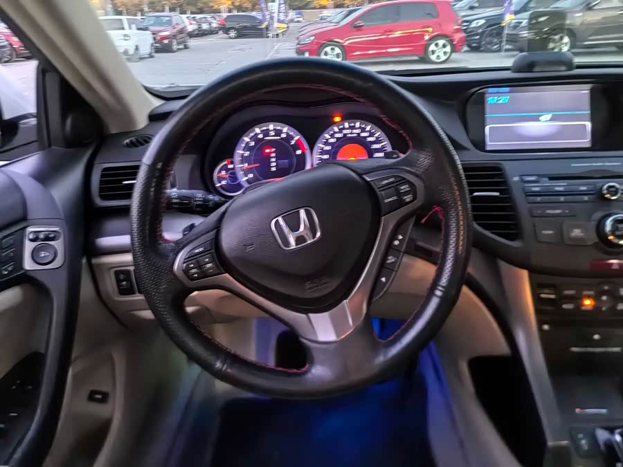 Honda Spirior 2014 صورة سيارة #12