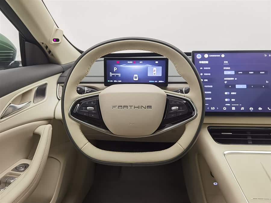 Forthing S7 2024 imagem de carro #12