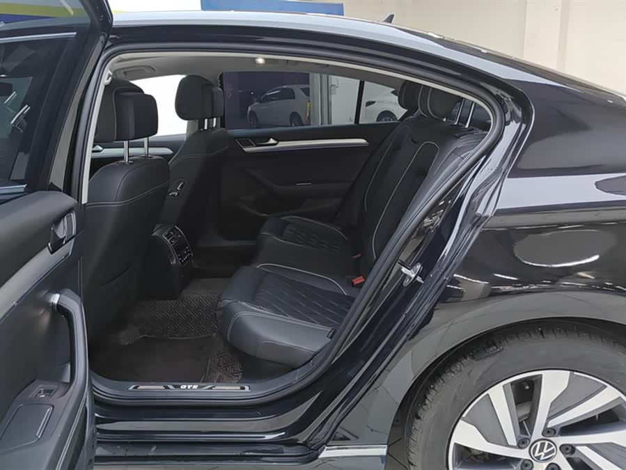 Volkswagen Magotan GTE 2022 car image #12