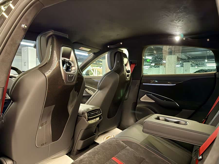 小米汽车 小米SU7 Ultra 2025 汽车图片 #12