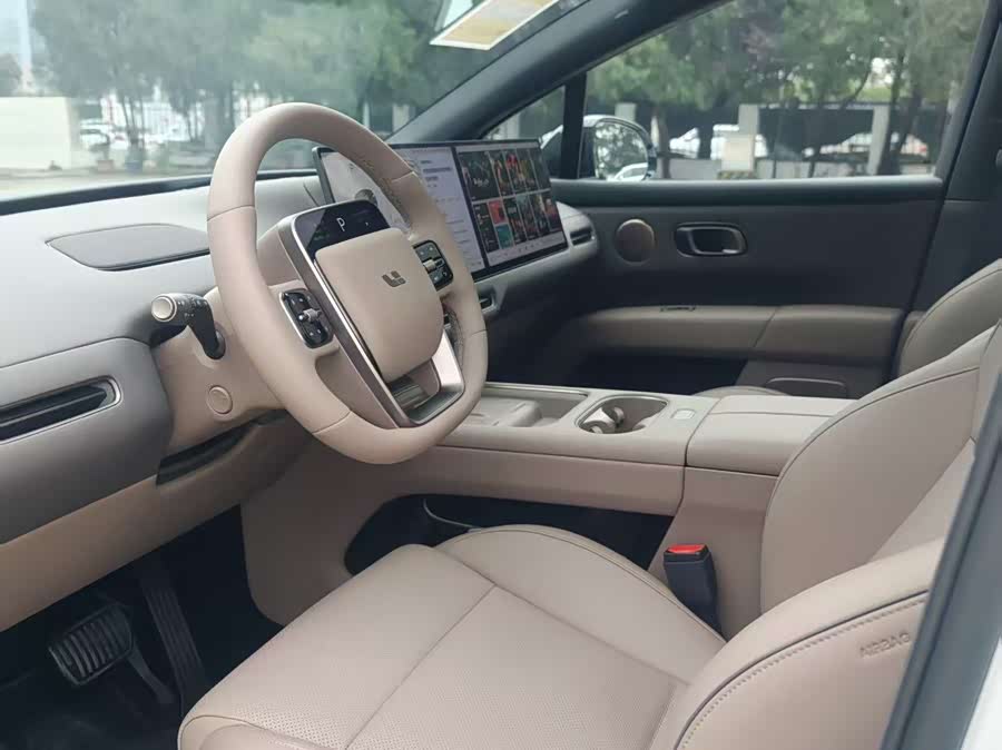 理想汽车 理想i6 2025 汽车图片 #12